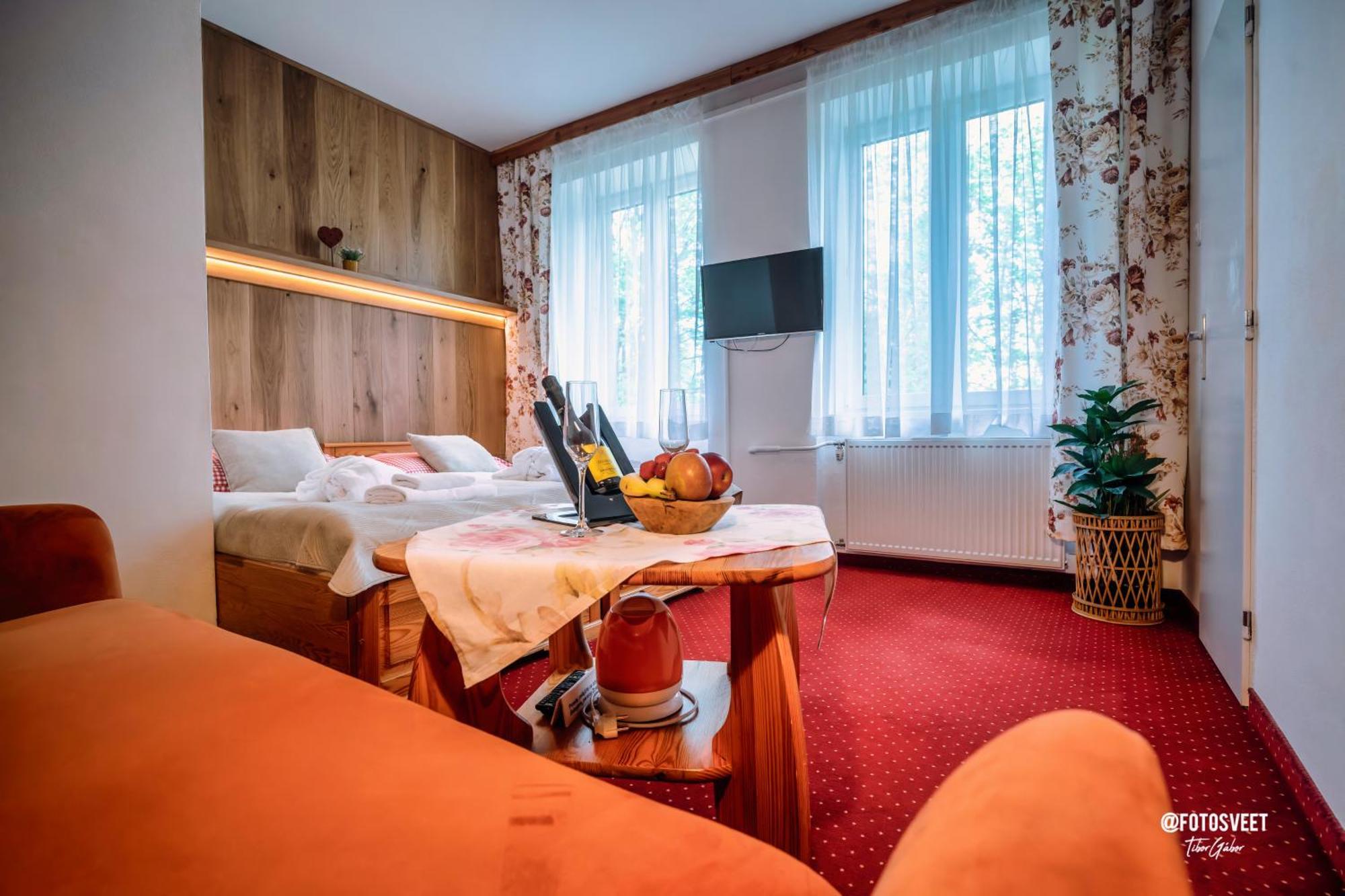 Wellness Penzion Zora Family Татранска Ломница Экстерьер фото